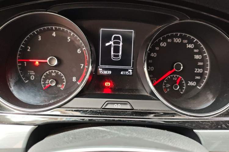 Used Volkswagen Lamando 2018 280TSI DSG Comfort Edition Odometer Close Up