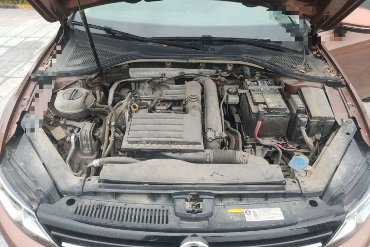 Used Volkswagen Lamando 2018 230TSI DSG Fashion Edition Engine Bay