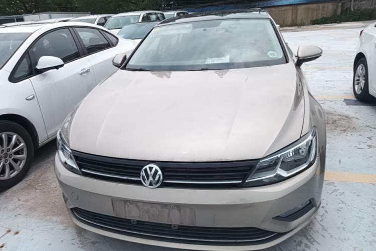 Used Volkswagen Lamando 2018 280TSI DSG Comfort Edition Front