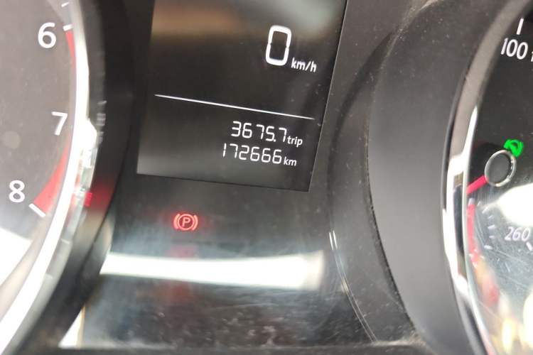 Used Volkswagen Lamando 2018 230TSI DSG Fashion Edition Odometer Close Up