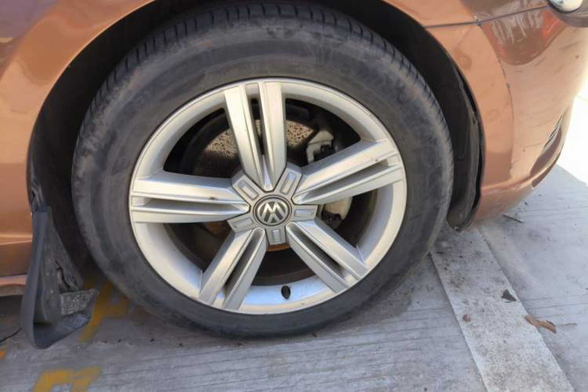 Used Volkswagen Lamando 2018 280TSI DSG Comfort Edition Right Front Wheel Hub