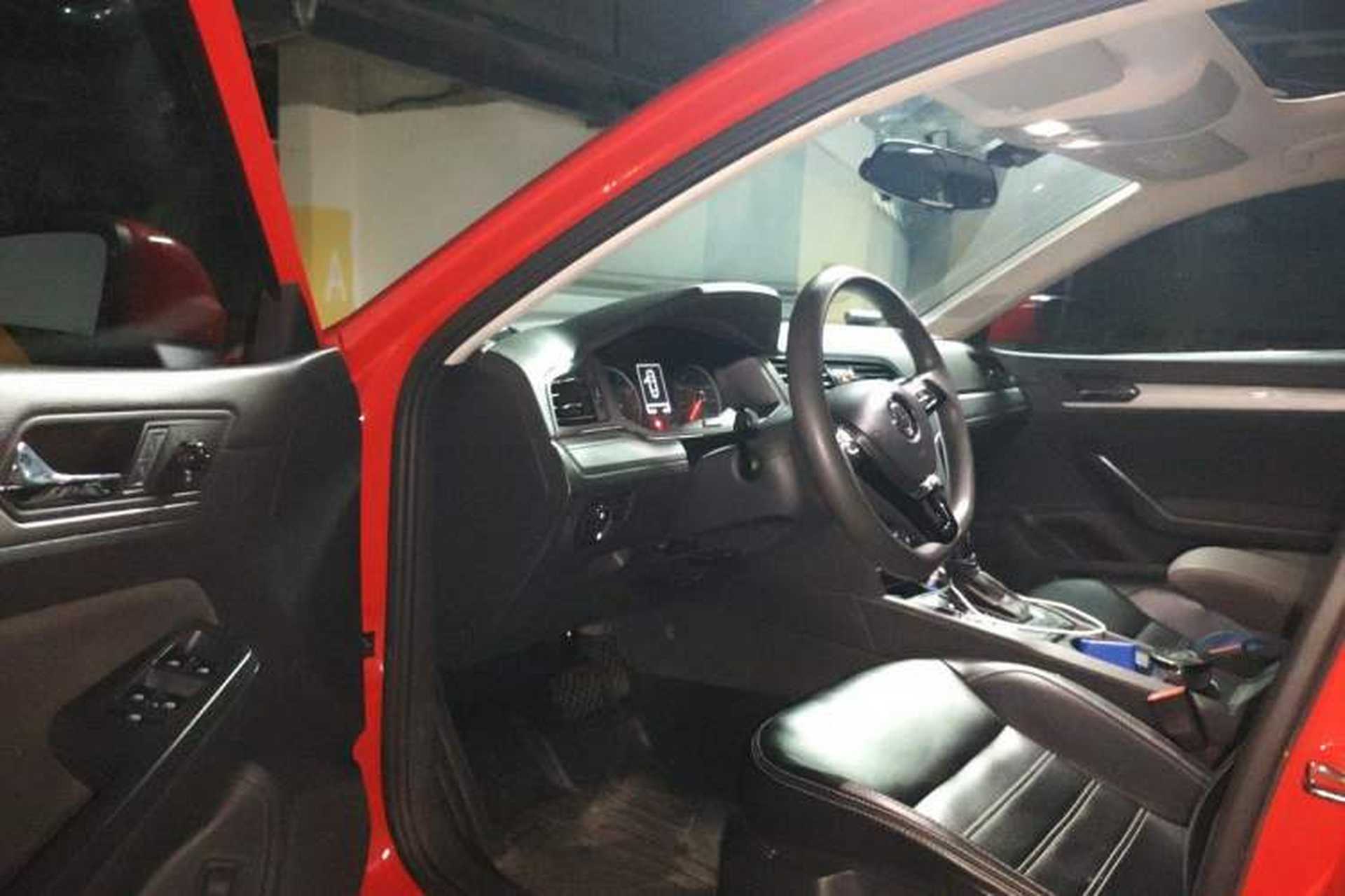 Used Volkswagen Lamando 2018 230TSI DSG Fashion Edition Driver Seat
