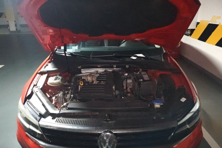Used Volkswagen Lamando 2018 230TSI DSG Fashion Edition Engine Bay