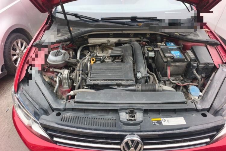 Used Volkswagen Lamando 2018 280TSI DSG Comfort Edition Engine Bay