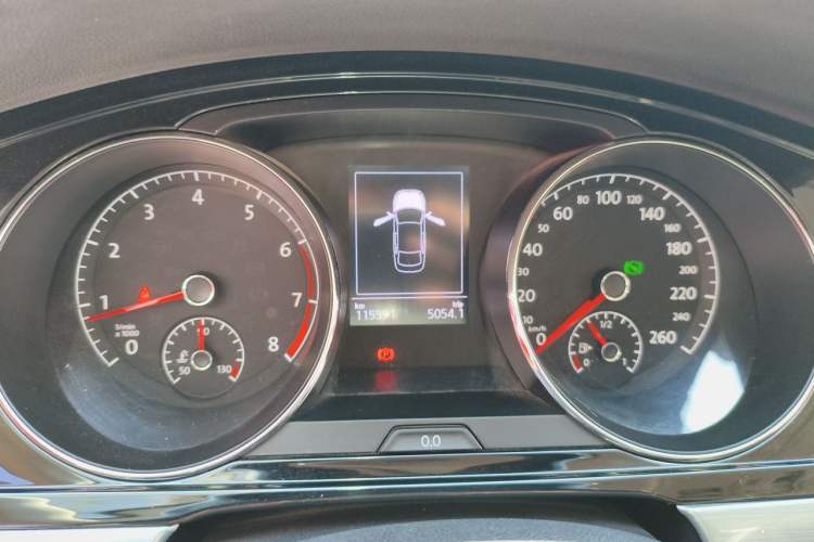 Used Volkswagen Lamando 2018 280TSI DSG Comfort Edition Instrument Cluster