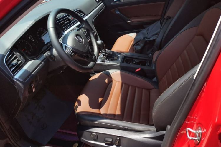 Used Volkswagen Lamando 2018 280TSI DSG Comfort Edition Left Front Seat