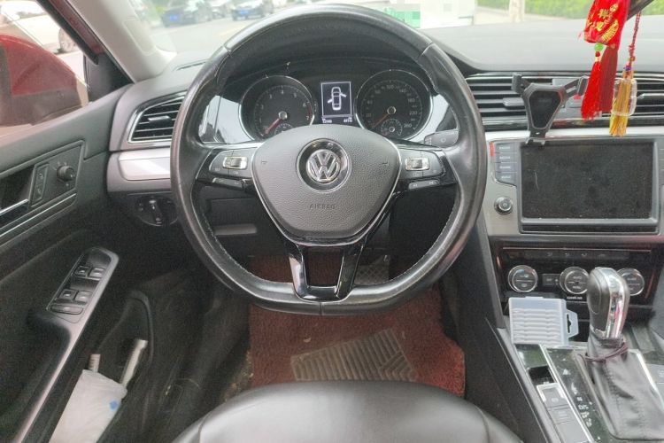 Used Volkswagen Lamando 2018 280TSI DSG Comfort Edition Steering Wheel