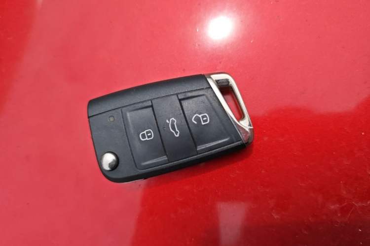 Used Volkswagen Lamando 2018 280TSI DSG Luxury Edition Vehicle Key