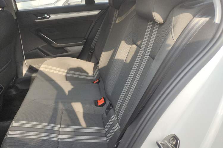 Used Volkswagen Lamando 2018 230TSI DSG Fashion Edition Left Rear Seat