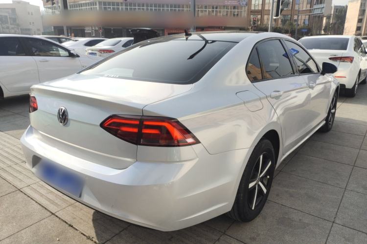 Used Volkswagen Lamando 2018 230TSI DSG Fashion Edition Rear Right 45 Deg