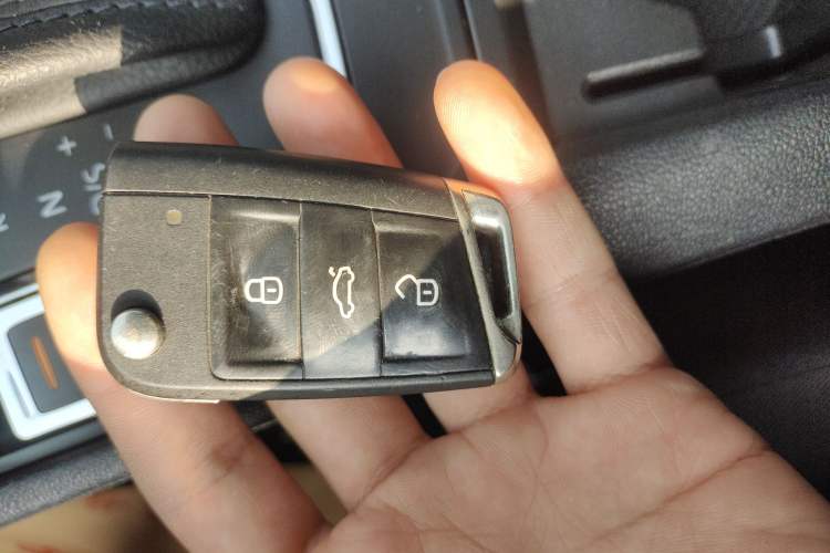 Used Volkswagen Lamando 2018 230TSI DSG Fashion Edition Vehicle Key