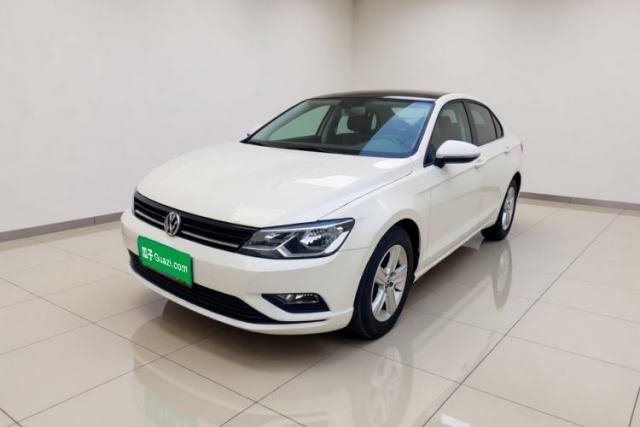 Ojetý Volkswagen Lamando 2018 230TSI DSG Fashion Edition