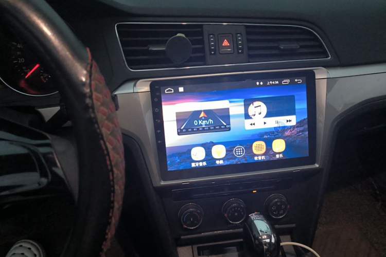 Used Volkswagen Lamando 2018 230TSI DSG Fashion Edition Audio And AC Panel