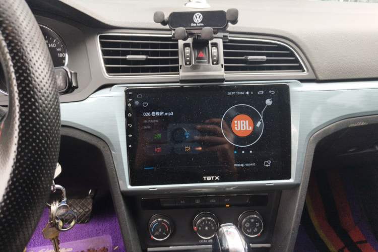 Used Volkswagen Lamando 2018 230TSI DSG Fashion Edition Audio And AC Panel