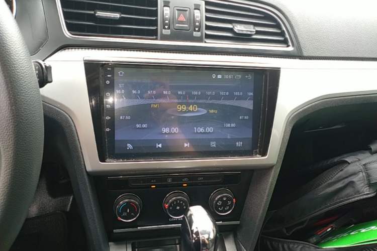 Used Volkswagen Lamando 2018 230TSI DSG Fashion Edition Audio And AC Panel