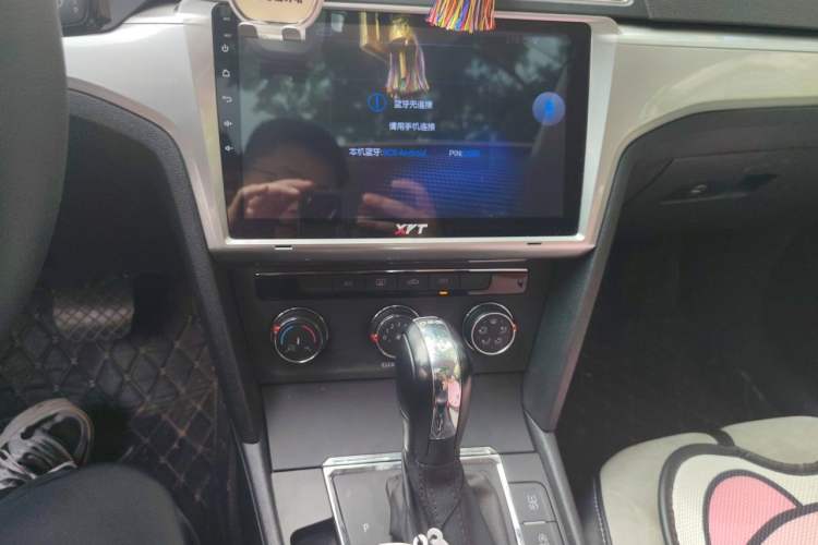 Used Volkswagen Lamando 2018 230TSI DSG Fashion Edition Audio And AC Panel