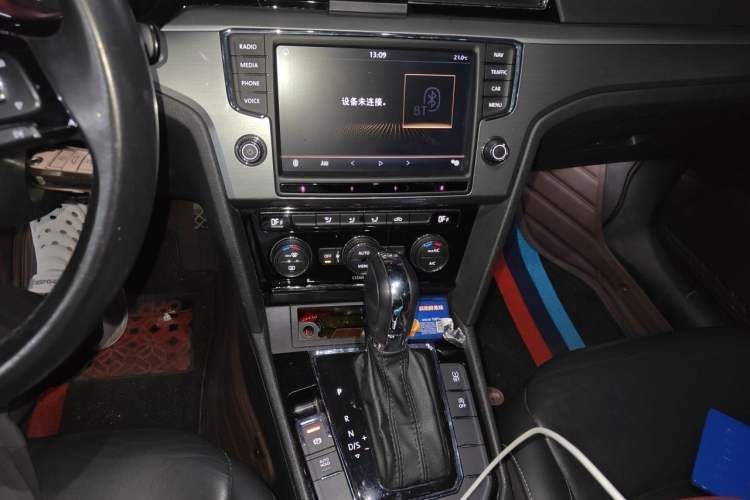 Used Volkswagen Lamando 2018 280TSI DSG Comfort Edition Audio And AC Panel
