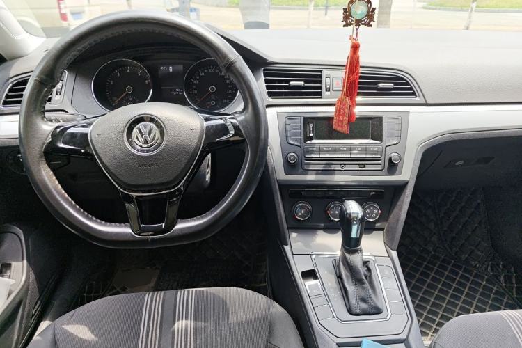 Used Volkswagen Lamando 2018 230TSI DSG Fashion Edition Center Console