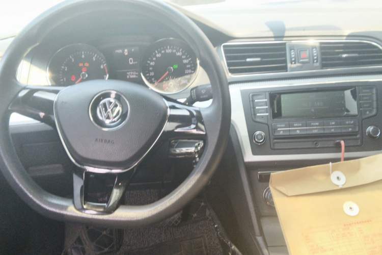 Used Volkswagen Lamando 2018 230TSI DSG Fashion Edition Center Console