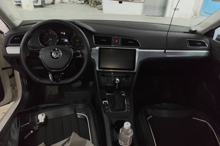 Used Volkswagen Lamando 2018 230TSI DSG Fashion Edition Center Console