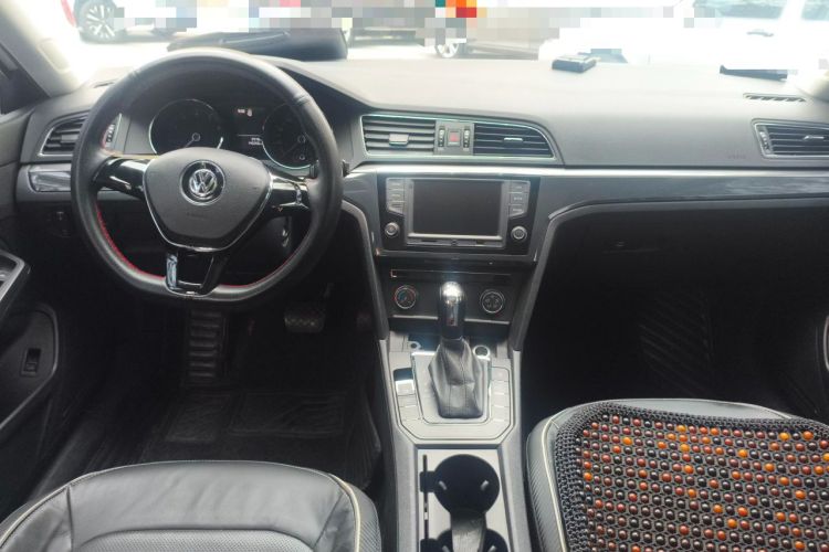 Used Volkswagen Lamando 2018 230TSI DSG Fashion Edition Center Console