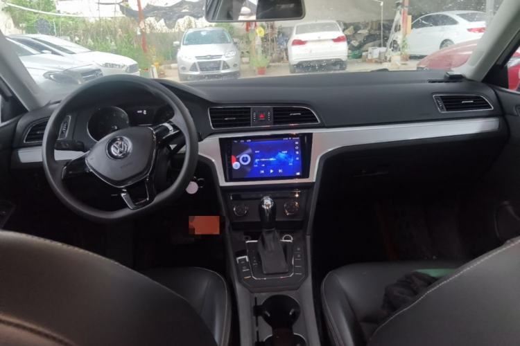 Used Volkswagen Lamando 2018 230TSI DSG Fashion Edition Center Console