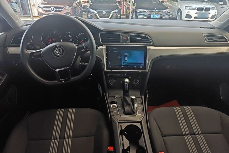 Used Volkswagen Lamando 2018 230TSI DSG Fashion Edition Center Console