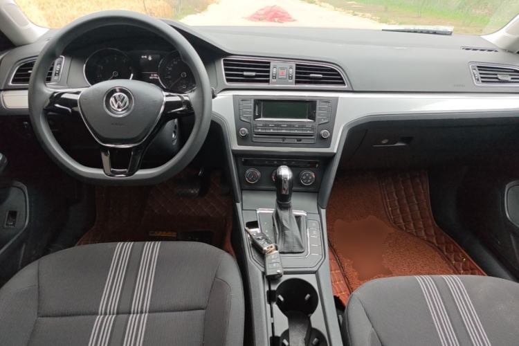 Used Volkswagen Lamando 2018 230TSI DSG Fashion Edition Center Console