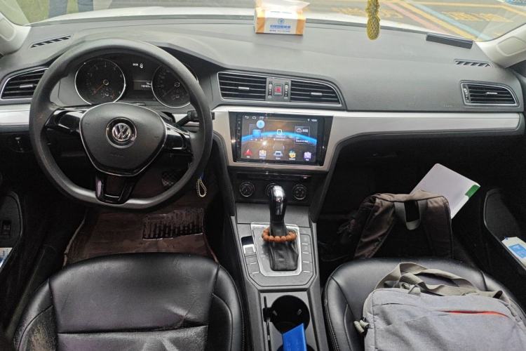 Used Volkswagen Lamando 2018 230TSI DSG Fashion Edition Center Console
