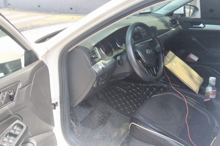 Used Volkswagen Lamando 2018 230TSI DSG Fashion Edition Driver Seat