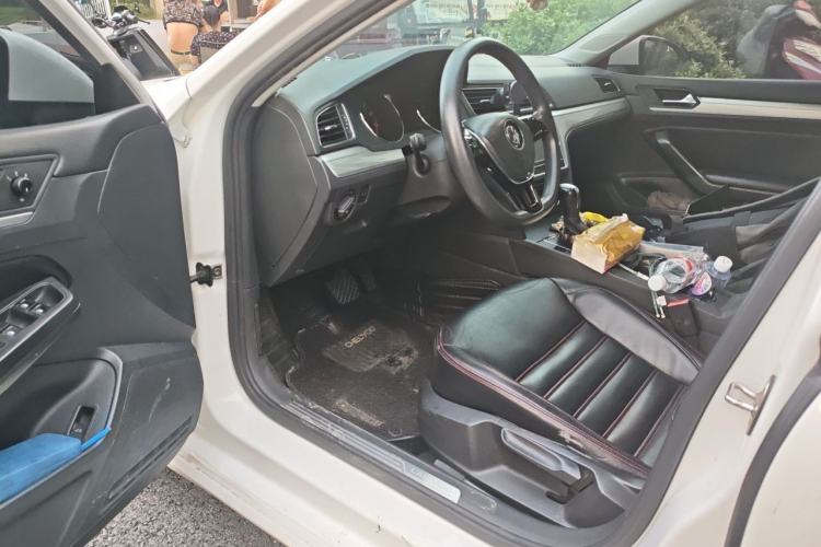 Used Volkswagen Lamando 2018 230TSI DSG Fashion Edition Driver Seat