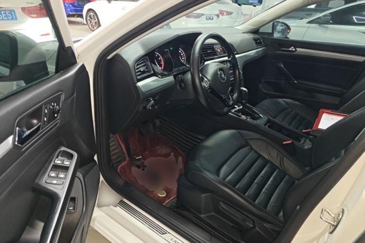 Used Volkswagen Lamando 2018 280TSI DSG Comfort Edition Driver Seat