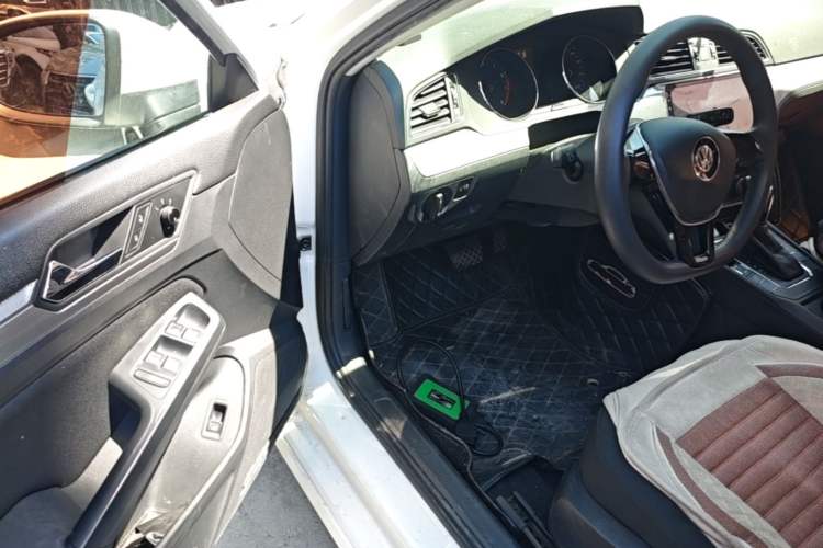 Used Volkswagen Lamando 2018 230TSI DSG Fashion Edition Driver Seat