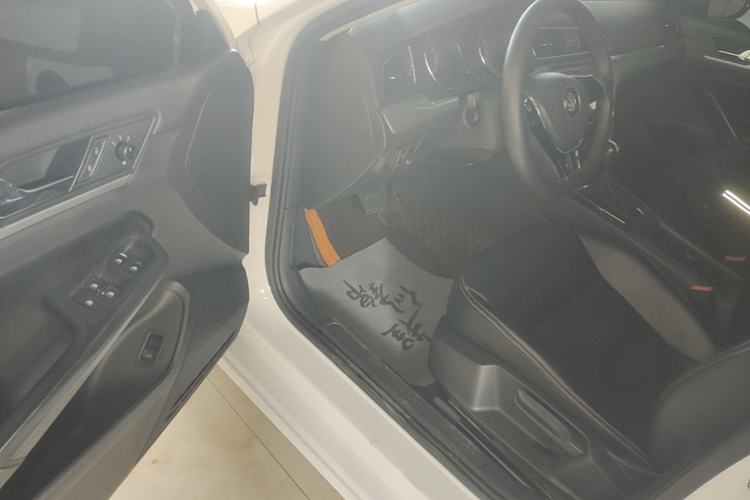 Used Volkswagen Lamando 2018 230TSI DSG Fashion Edition Driver Seat