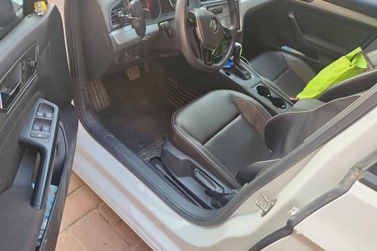 Used Volkswagen Lamando 2018 230TSI DSG Fashion Edition Driver Seat
