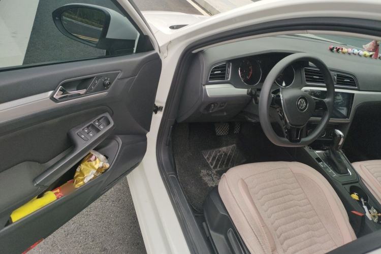 Used Volkswagen Lamando 2018 230TSI DSG Fashion Edition Driver Seat