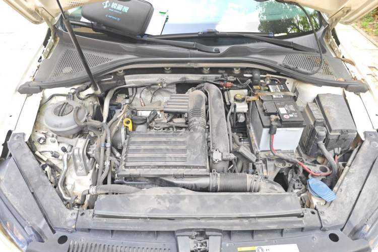 Used Volkswagen Lamando 2018 230TSI DSG Fashion Edition Engine Bay