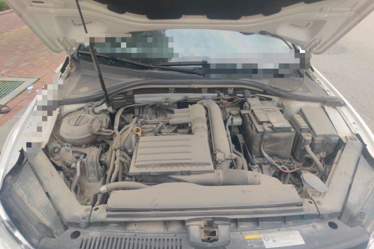 Used Volkswagen Lamando 2018 230TSI DSG Fashion Edition Engine Bay