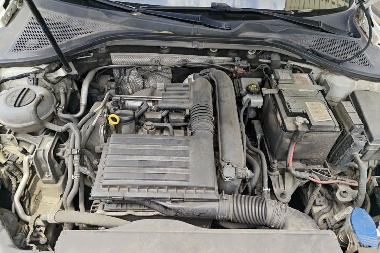 Used Volkswagen Lamando 2018 230TSI DSG Fashion Edition Engine Bay
