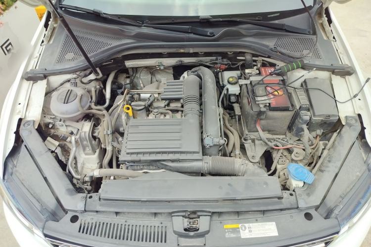 Used Volkswagen Lamando 2018 230TSI DSG Fashion Edition Engine Bay