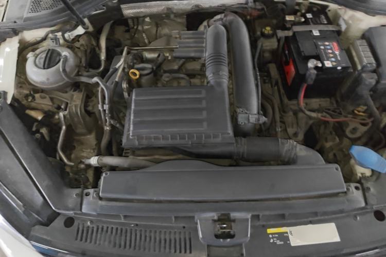 Used Volkswagen Lamando 2018 230TSI DSG Fashion Edition Engine Bay