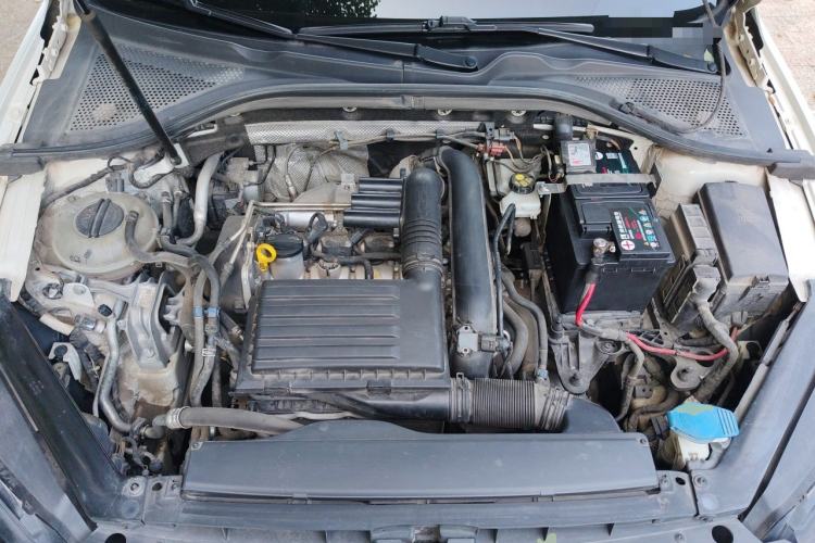 Used Volkswagen Lamando 2018 230TSI DSG Fashion Edition Engine Bay
