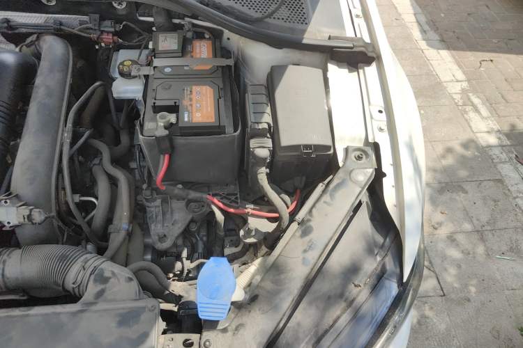Used Volkswagen Lamando 2018 230TSI DSG Fashion Edition Engine Bay Left