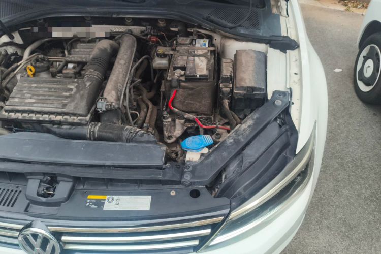 Used Volkswagen Lamando 2018 230TSI DSG Fashion Edition Engine Bay Left