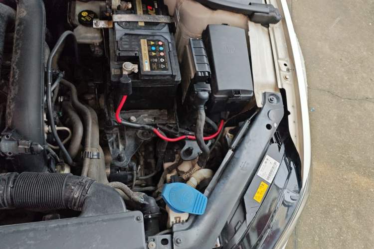 Used Volkswagen Lamando 2018 230TSI DSG Fashion Edition Engine Bay Left