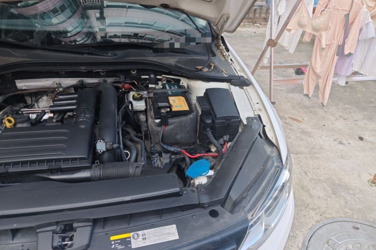 Used Volkswagen Lamando 2018 230TSI DSG Fashion Edition Engine Bay Left