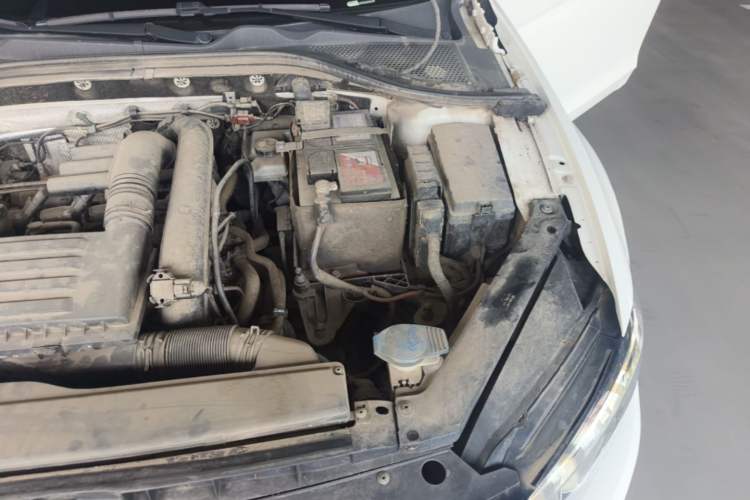 Used Volkswagen Lamando 2018 230TSI DSG Fashion Edition Engine Bay Left
