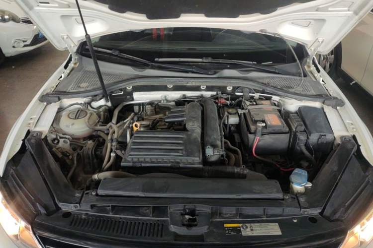 Used Volkswagen Lamando 2018 230TSI DSG Fashion Edition Engine Bay