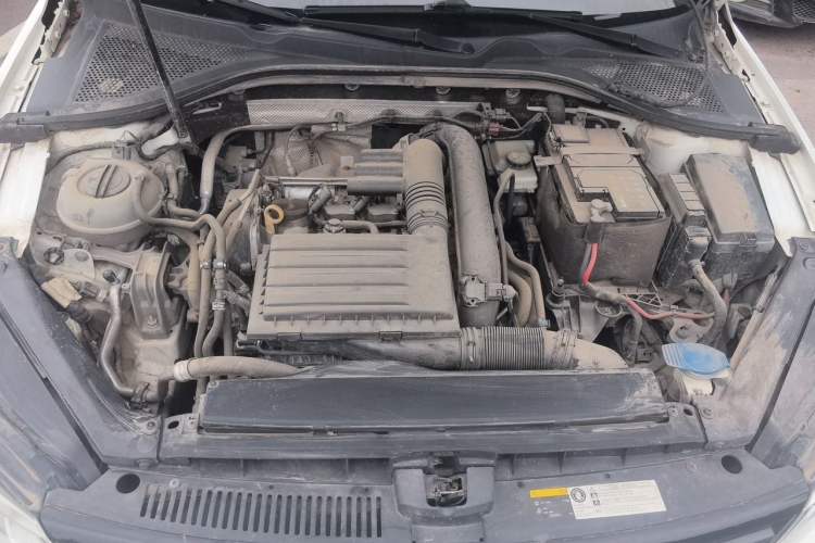 Used Volkswagen Lamando 2018 280TSI DSG Comfort Edition Engine Bay