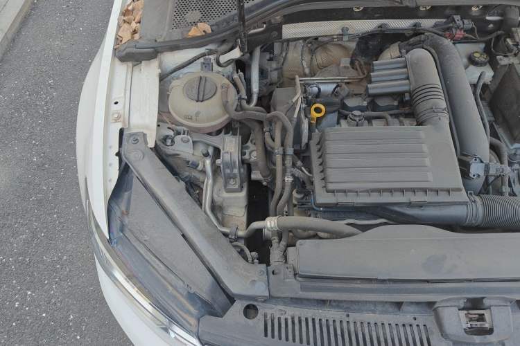 Used Volkswagen Lamando 2018 230TSI DSG Fashion Edition Engine Bay Right